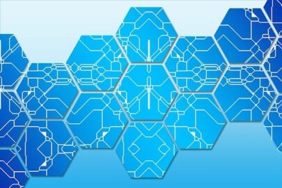 Hybrid Blockchain