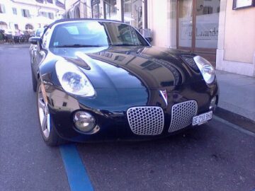 General Motors (GM) Pontiac