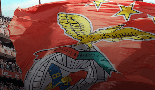 SL Benfica Vereinsflagge @SLBenfica