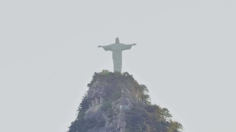 Rio de Janeiro Jesustatue Wahrzeichen Nebel