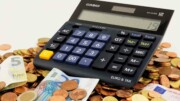 Taschenrechner und Bargeld