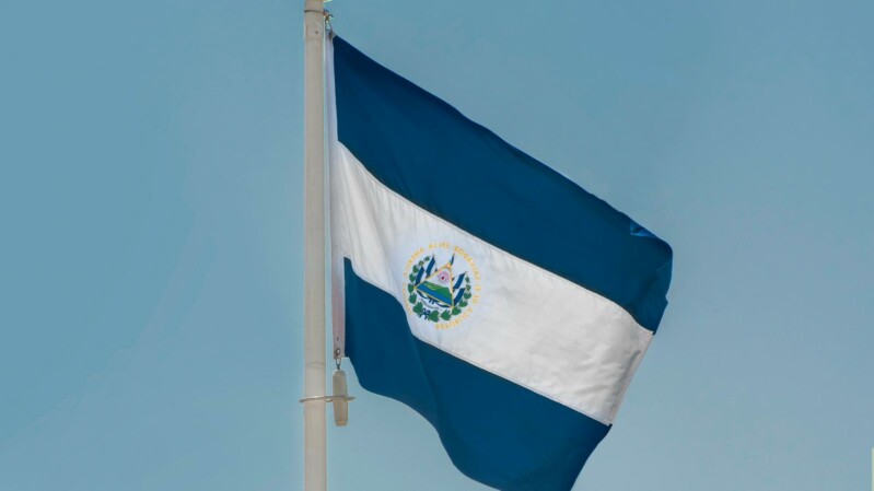 El Salvador täuscht Bitcoin-Investments bloß vor? Titelbild