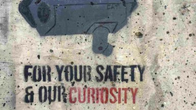 FSB warnt vor Krypto, fordert strengere globale Regulierung Titelbild