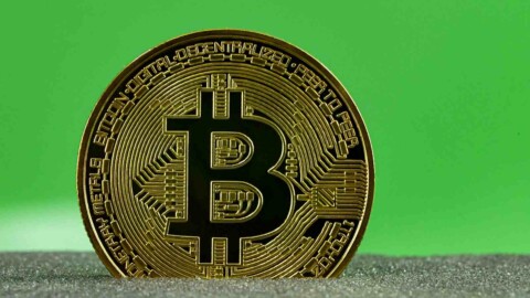 Bitcoin und Co. sollen in Russland alltägliche Zahlungsmittel werden Titelbild