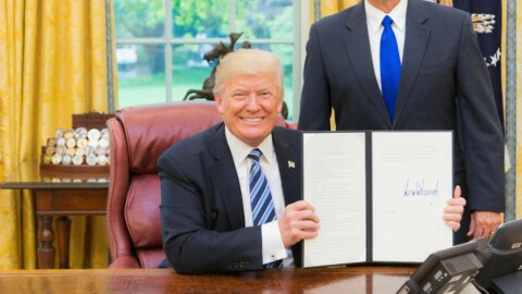 Trump in Davos: "M&ouml;chte Krypto-Gesetz CLARITY bald unterschreiben" Titelbild