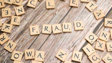 fraud in buchstaben